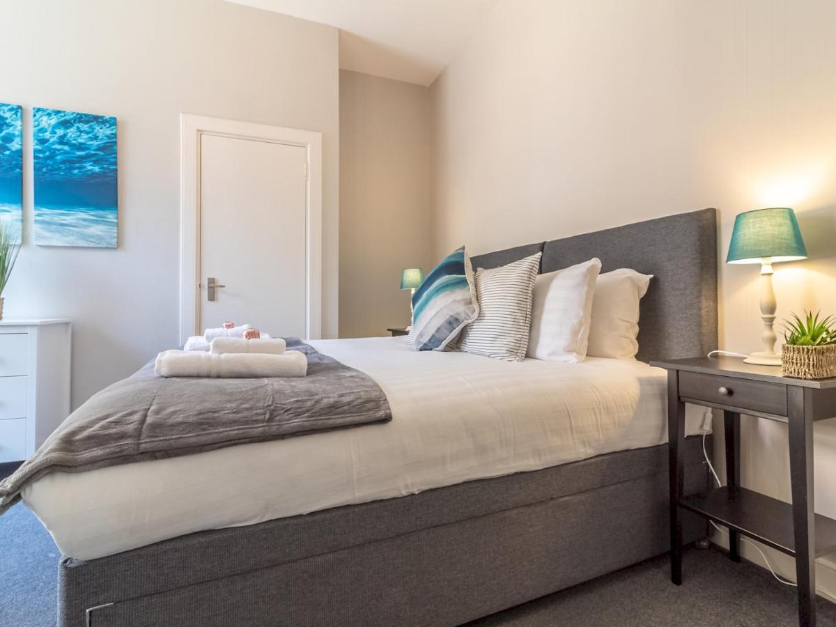 Pass The Keys Spacious And Homely Flat On The Royal Mile EDI Eksteriør bilde