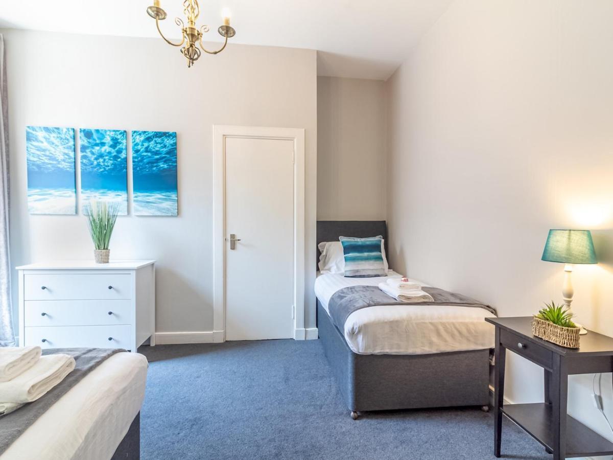 Pass The Keys Spacious And Homely Flat On The Royal Mile EDI Eksteriør bilde