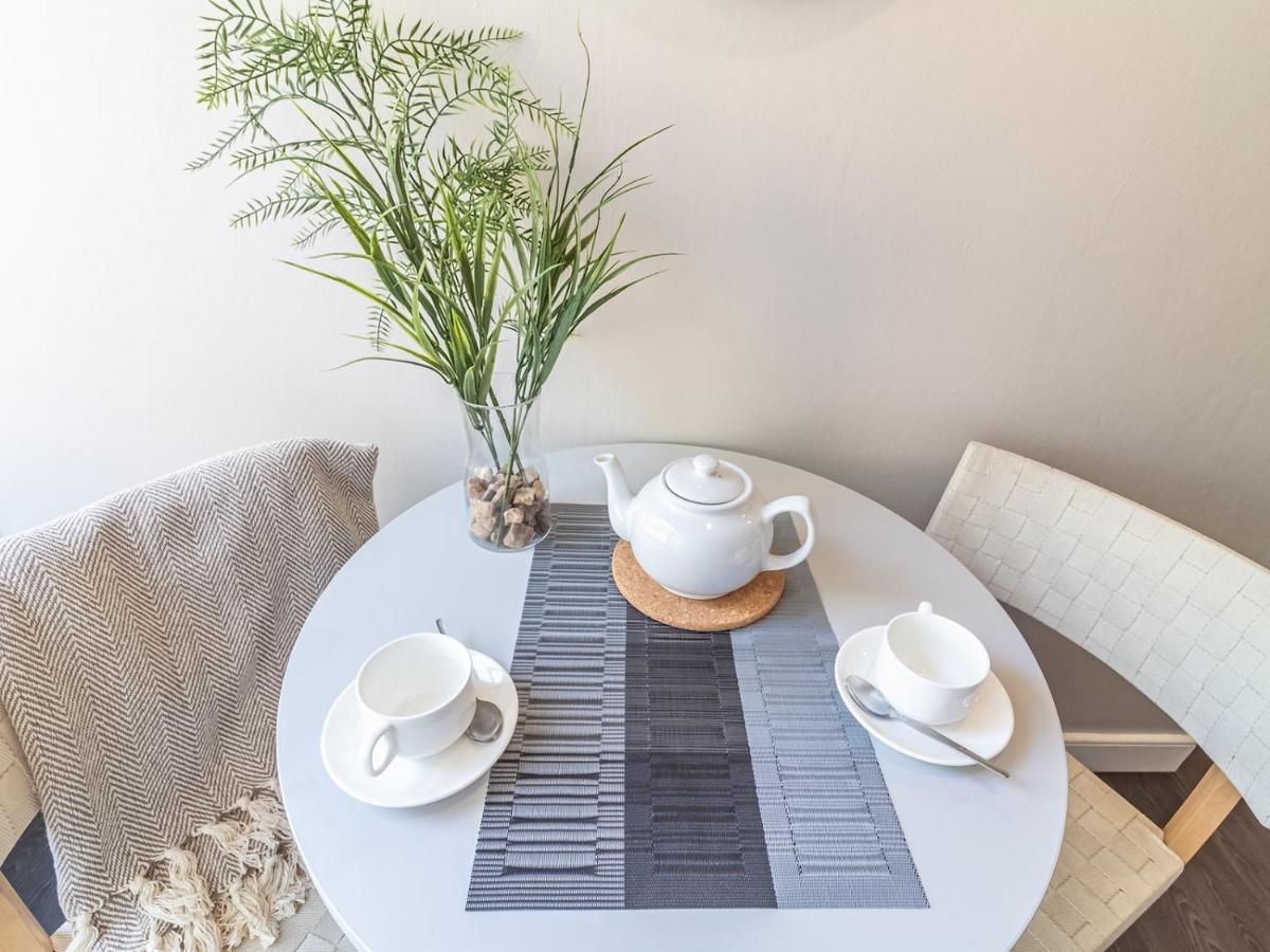 Pass The Keys Spacious And Homely Flat On The Royal Mile EDI Eksteriør bilde